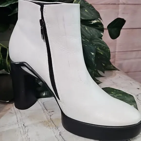 Ecco Runway Inspired Shape Sculpted Motion 75 White Ankle Boots 42 - Picture 6 of 16